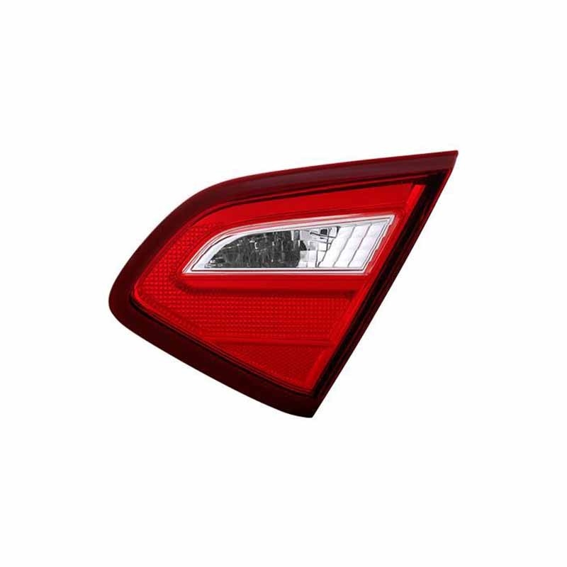 xTune | Tail Lights - OEM Inner Right Xtune Tail Lights