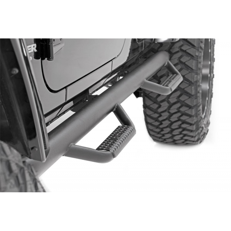 Rough Country | Nerf/Step Bar (Wheel to Wheel) - Wrangler (JK) 3.8L / 3.6L 2007-2018 Rough Country Marchepieds
