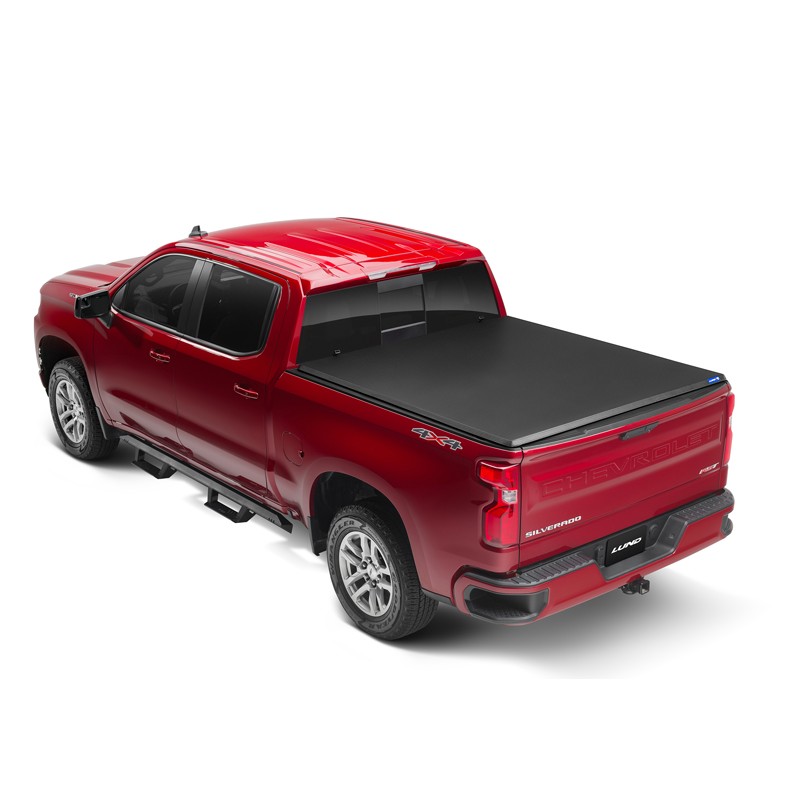 Lund | Hard Fold Tonneau Cover - Chevrolet / GMC 2014-2019