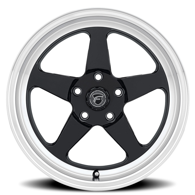 Forgestar | D5 Drag  17x10.0 ET45 - Gloss Black / Machined Lip