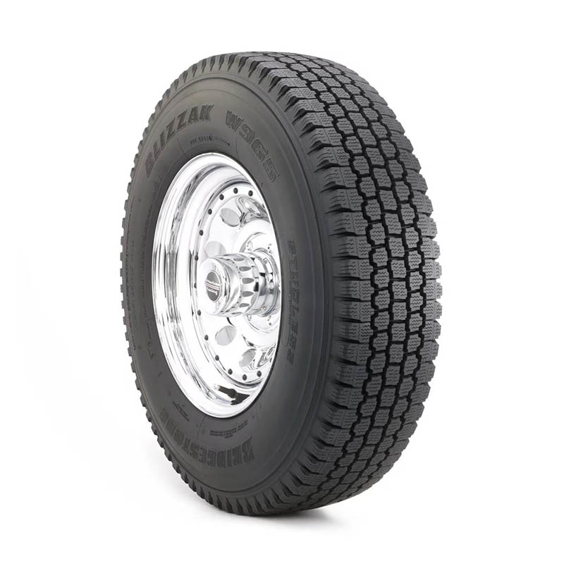 Bridgestone | BLIZZAK W965 LT265/70R17 121/118Q E/10 - Hiver