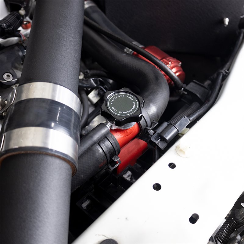 Mishimoto | Coolant Fill Inlet, Black - Lancer / Outlander Sport 2.0L / 2.4L 2008-2019