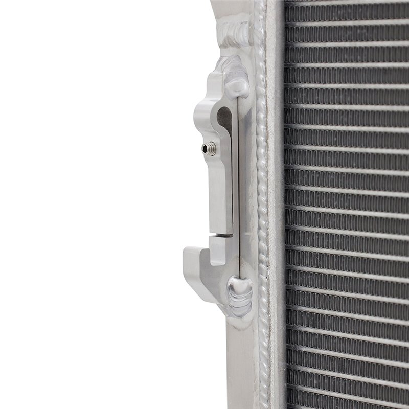 Mishimoto | Performance Aluminum Radiator - Q7 / Cayenne / Touareg 2003-2015