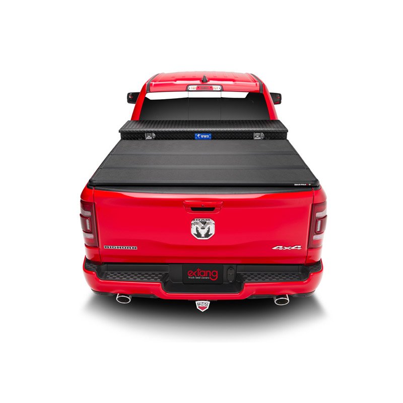 Extang | Solid Fold 2.0 Toolbox Tonneau Cover - Ram 1500 2019-2025