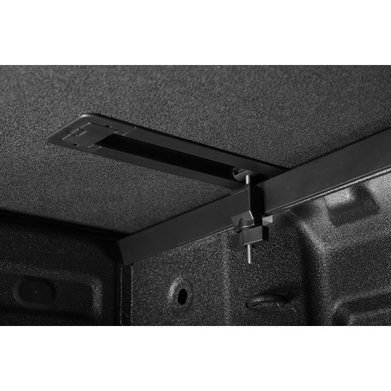 Extang | Solid Fold ALX Tonneau Cover - Silverado / Sierra 1500 2014-2018