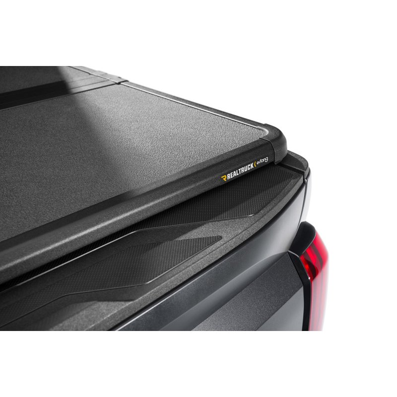Extang | Solid Fold ALX Tonneau Cover - Tundra 4.0L / 4.6L / 5.7L 2014-2021