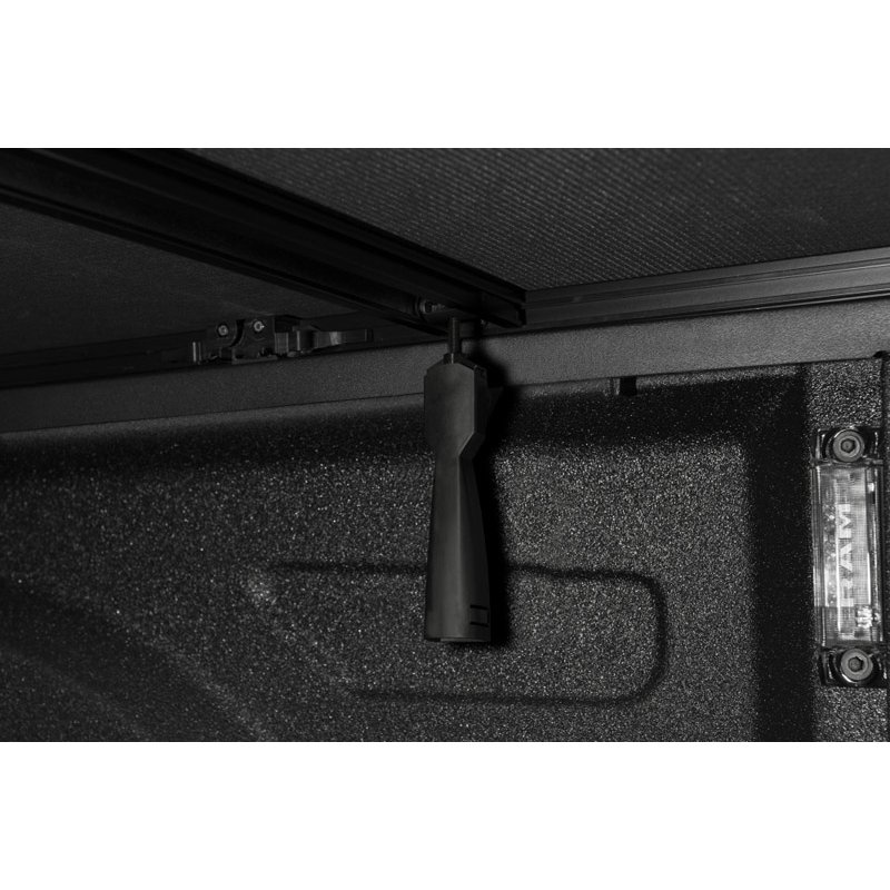 Extang | Trifecta 2.0 Tonneau Cover - Dakota 2000-2004