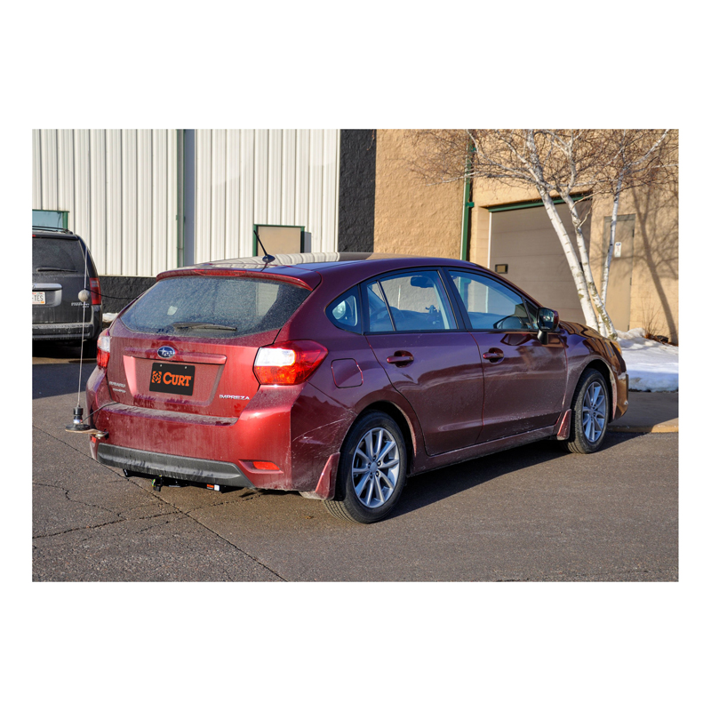 CURT | Class 1 Trailer Hitch, 1-1/4" Receiver - Impreza / XV Crosstrek 2.0L 2012-2016