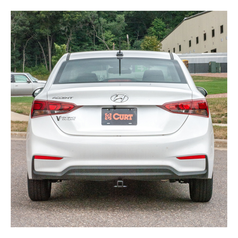 CURT | Class 1 Trailer Hitch, 1-1/4" Receiver - Accent 1.6L 2018-2020