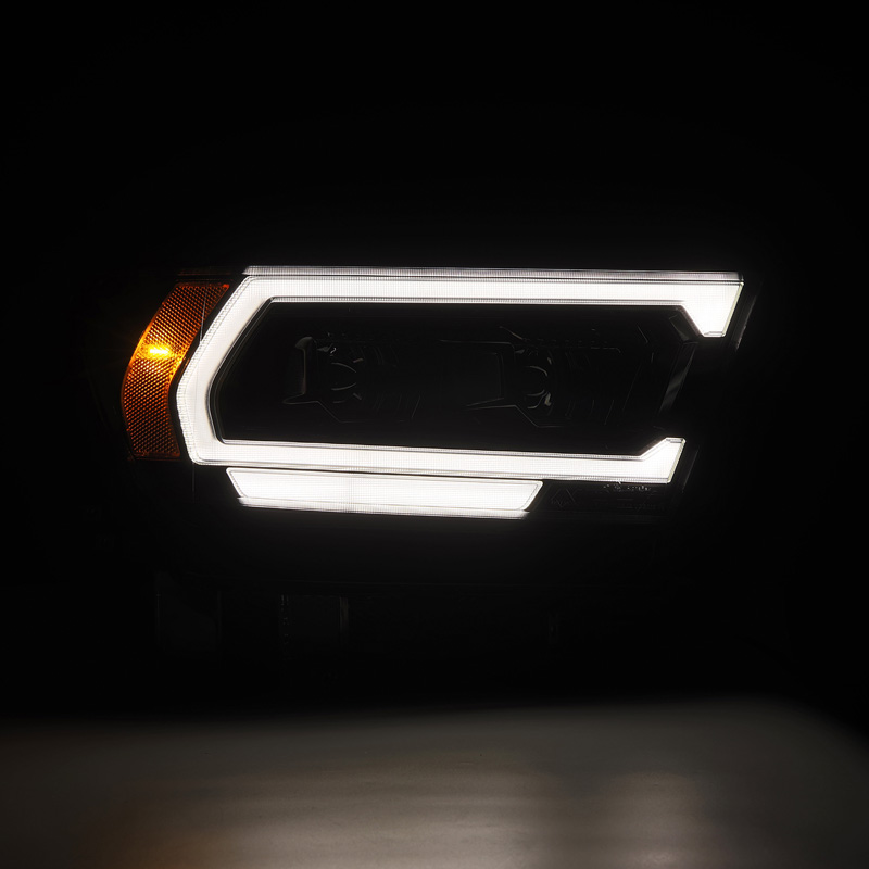 AlphaRex | Projector Headlights Alpha Black - Ram 1500 2019-2024