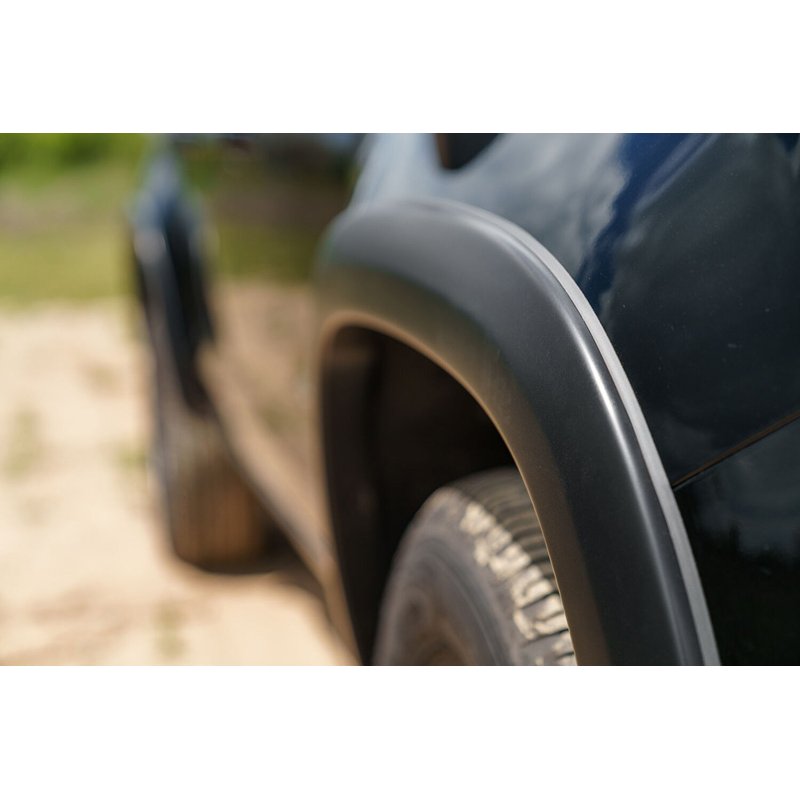 Husky Liners | Fender Flares OE-Style 4Pc Set - Colorado 2.5L / 2.8L / 3.6L 2015-2020