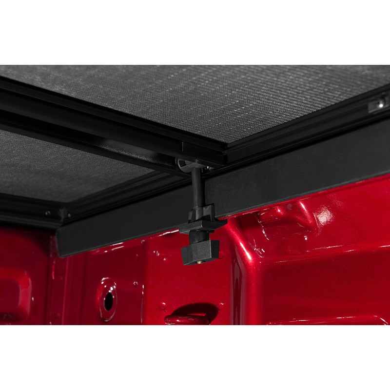 Lund | Genesis Elite Twill Tri-Fold Tonneau Cover - Silverado / Sierra 1500 2019-2024