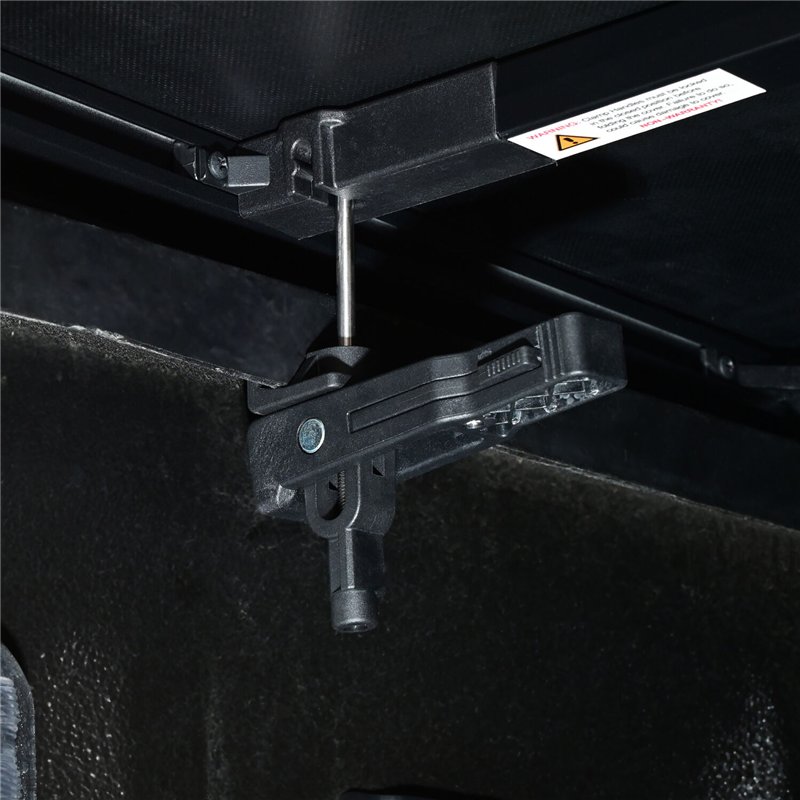 Westin Automotive | Soft Tri-Fold Tonneau Cover - Tundra 3.5T 2022-2025