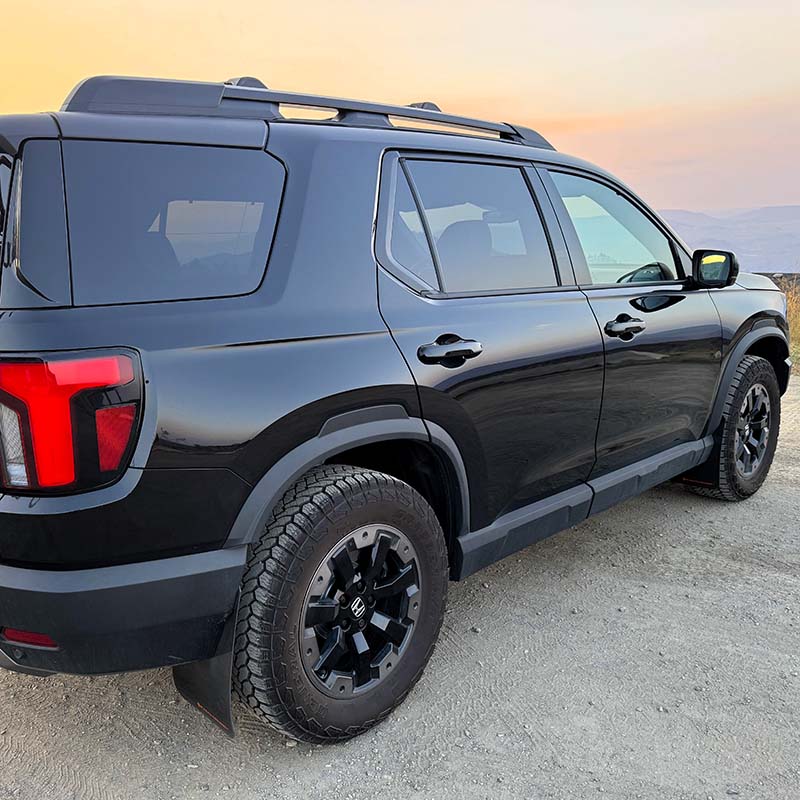 RallyArmor | Black UR Mud Flap Logo Orange - Passport 2026