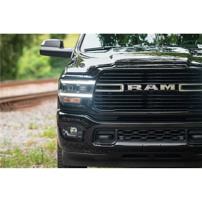 Morimoto | XB Hybrid LED Headlights (Set) - Ram 2500 / 3500 2019-2024 (w/o OEM Projector LEDs) Morimoto Phares avant