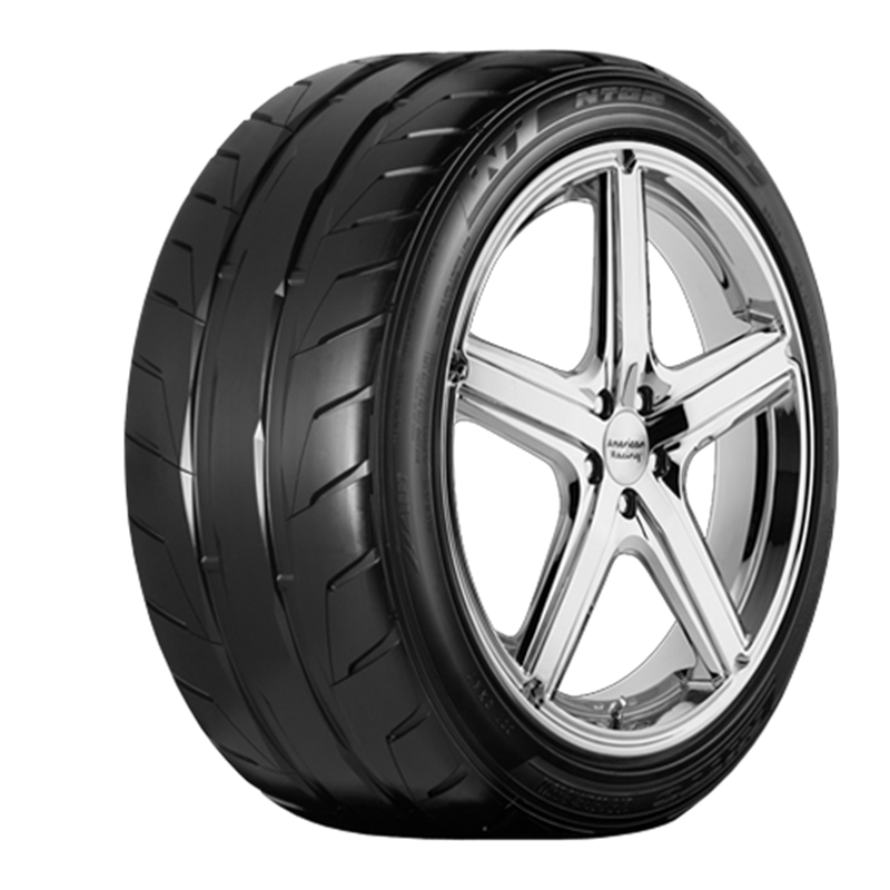 Nitto | NT05 225/40ZR19 93W - 4 Seasons