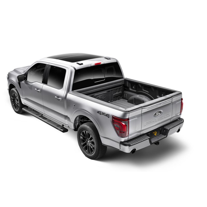 Go Rhino | 6in OE Xtreme Side Steps with Mounting Brackets Kit - F-150 / F-250 / F-350 2015-2025