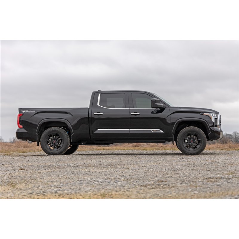 Rough Country | 1.75 Inch Leveling Kit w/ Rear Spacer - Tundra 3.4T 2022-2025