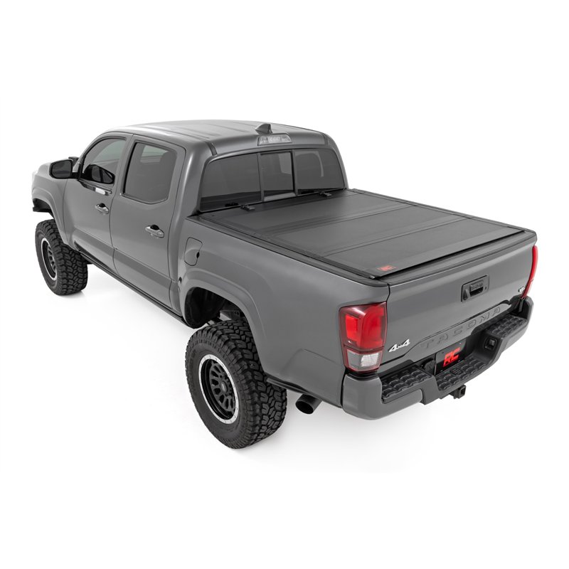 Rough Country | Hard Tri-Fold Flip Up Bed Cover - Tacoma 2.7L / 3.5L 2016-2023