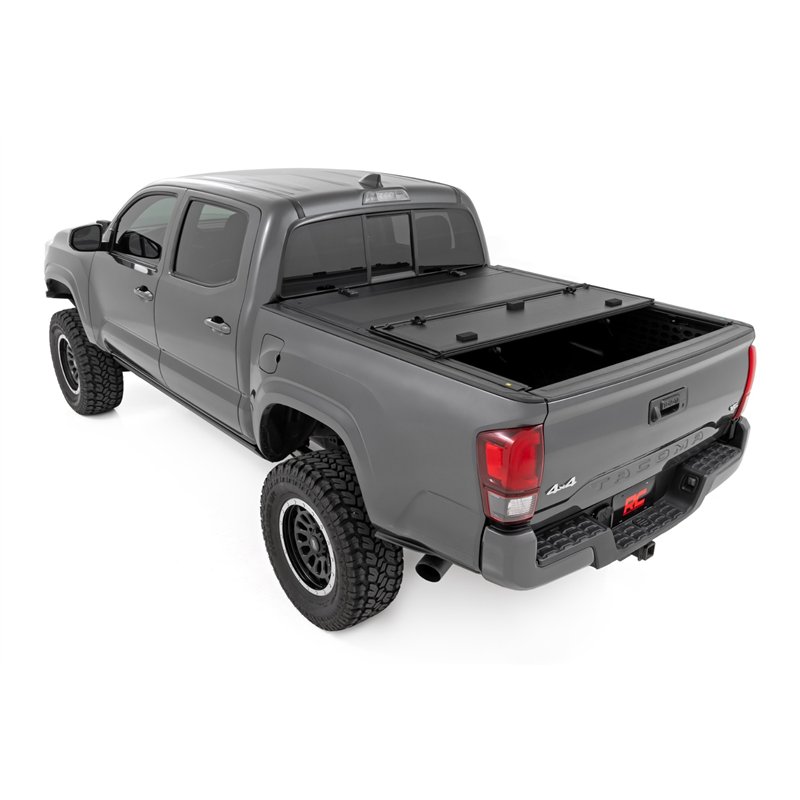 Rough Country | Hard Tri-Fold Flip Up Bed Cover - Tacoma 2.7L / 3.5L 2016-2023