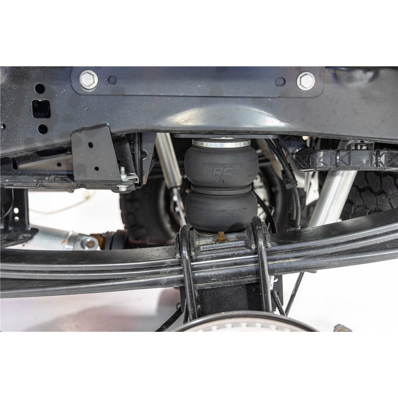 Rough Country | Air Spring Kit w/compressor - F-250 / F-350 2017-2022