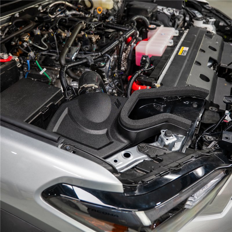 Mishimoto | Performance Air Intake, Oiled Filter, fits Toyota Tacoma 2024+ (Non-Trailhunter) - Tacoma 2.4T 2024-2025