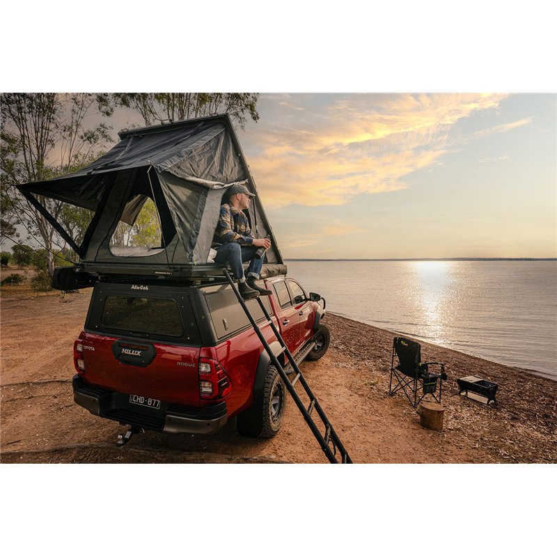 Ironman 4x4 | Ironman 4x4 Orion Hard Shell Roof Top Tent