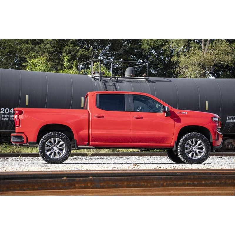 Rough Country | Lift Kit-Suspension w/Shock - Silverado 1500 2022-2023