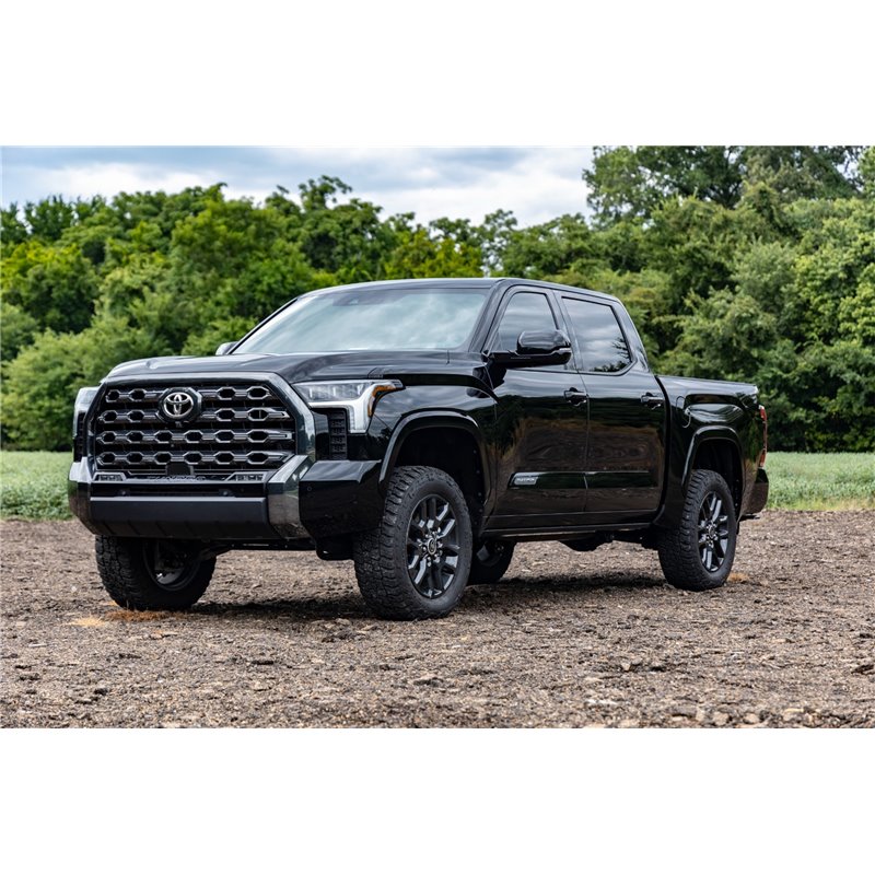 Rough Country | Lift Kit-Suspension - Tundra 3.5T 2022 Rough Country Lift Kits