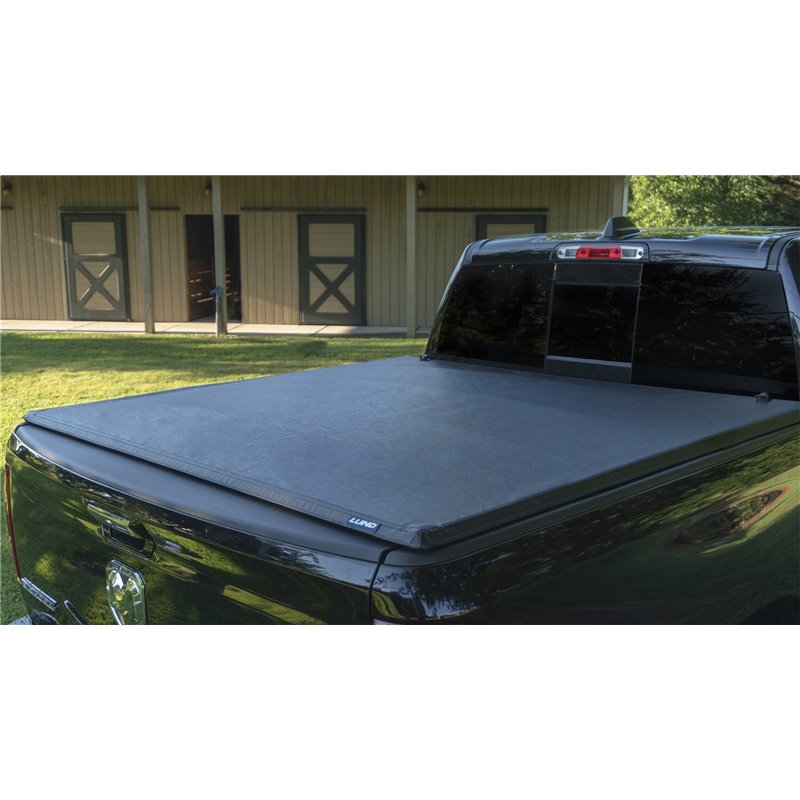 Lund | Genesis™ Tri-Fold Tonneau - Chevrolet / GMC 2014-2019 Lund International Tonneau Covers