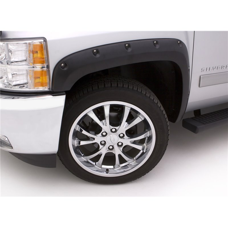 Lund | Rivet Style Fender Flare Set - Silverado 1500 4.3L / 5.3L / 6.2L 2014-2015