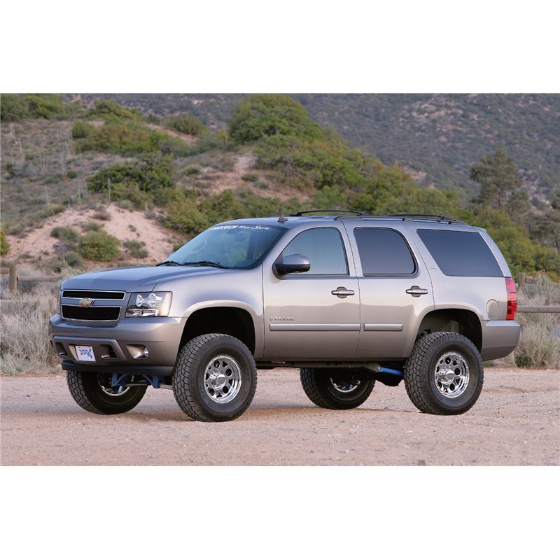 Fabtech | Basic Lift System w/Shocks - Chevrolet / GMC 2008-2013 Fabtech Lift Kits