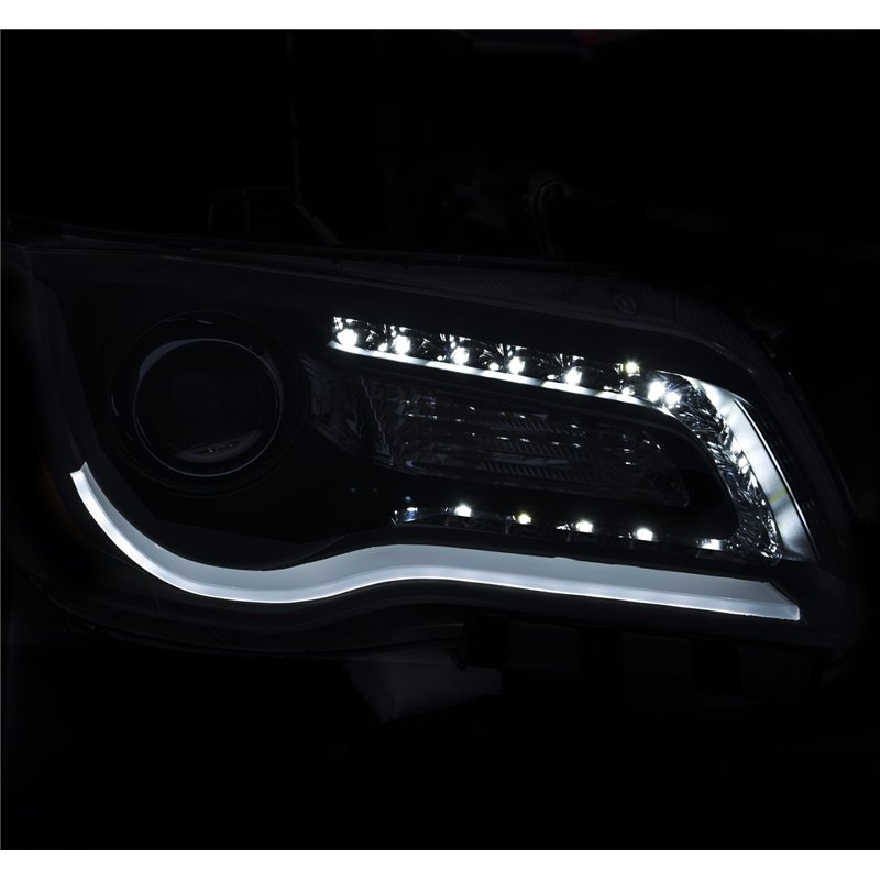 ANZO | Projector Headlight Set - 300 3.6L / 5.7L / 6.4L 2011-2014 Anzo USA Projector Headlight