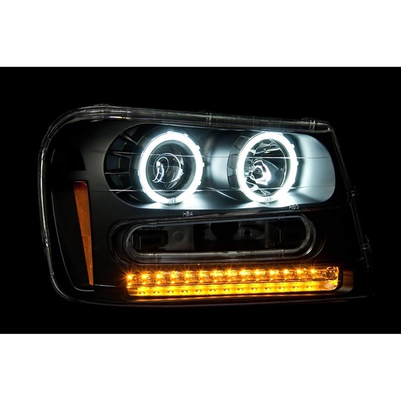 ANZO | Projector Headlights w/ Halo Black - CHEVROLET TRAILBLAZER 2002-2009 Anzo USA Éclairage