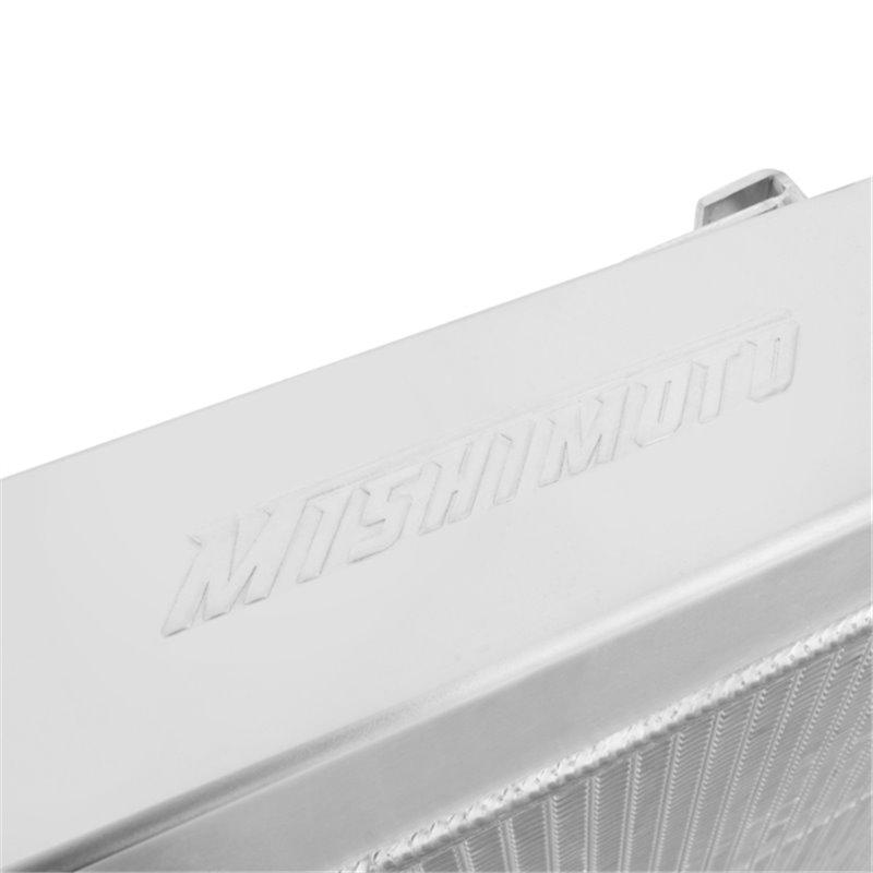 Mishimoto | Performance Radiator - Silverado / Sierra 2500 HD 2001-2005 Mishimoto Radiators