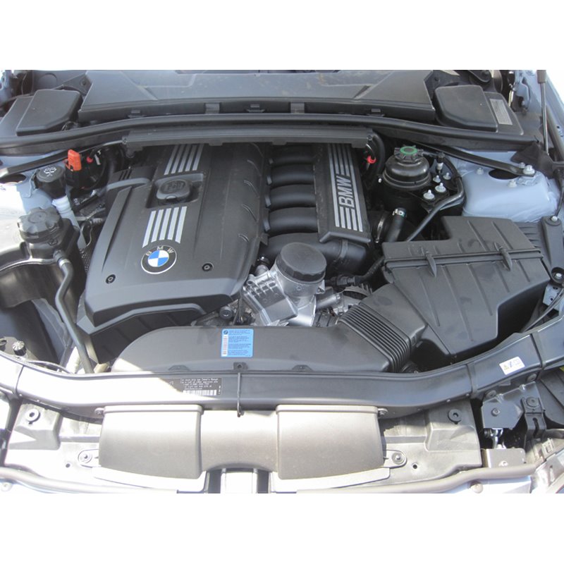 K&N | Replacement Air Filter - 330i 3.0L 2006 K&N Air Filter