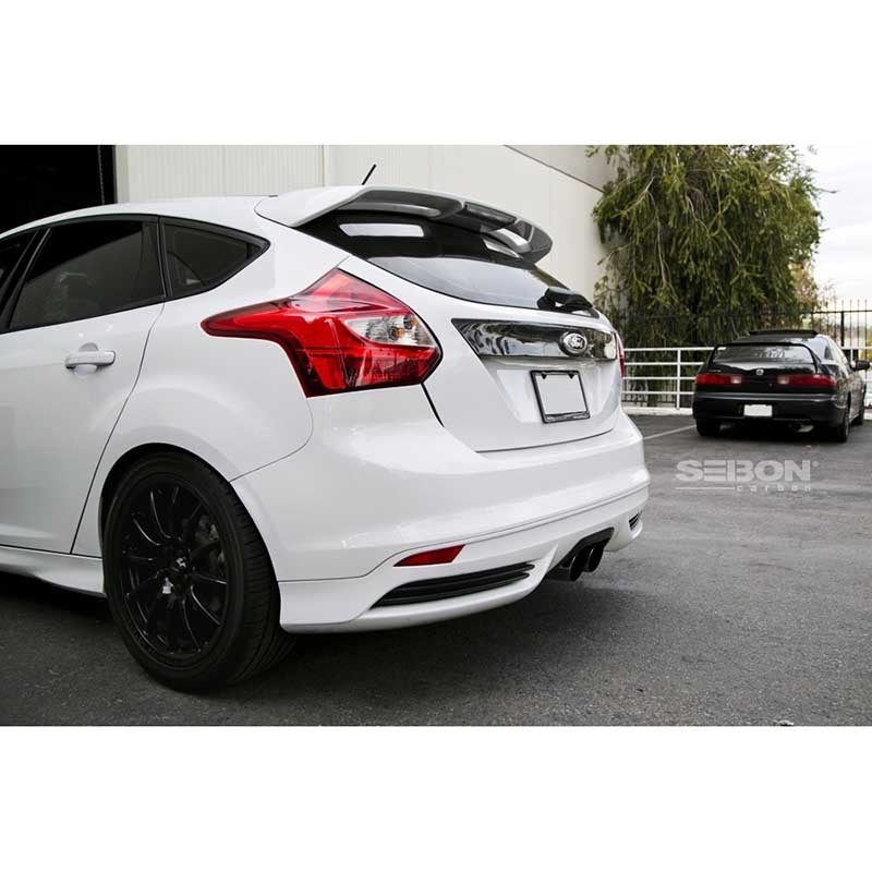 SEIBON Carbon | TAIL GARNISH - Focus 2.0L 2012-2013 SEIBON Carbon Exterior Trim