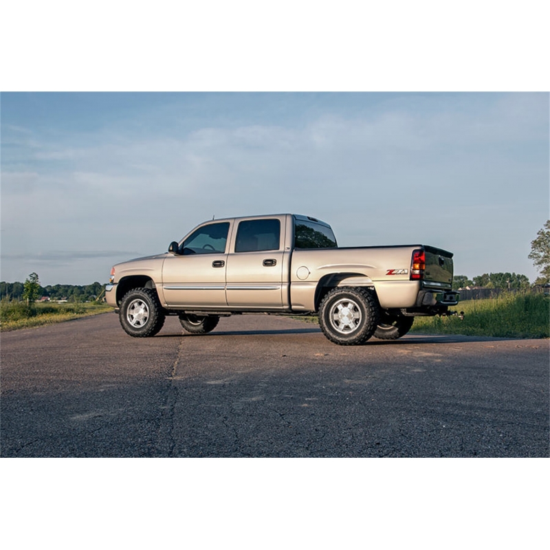 Rough Country | Suspension Front Leveling Kit - Silverado / Sierra 1500 2000-2007 Rough Country Lift Kits