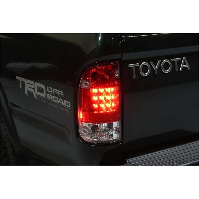 Spyder | LED Tail Lights - Tacoma 2.4L / 2.7L / 3.4L 1995-2000