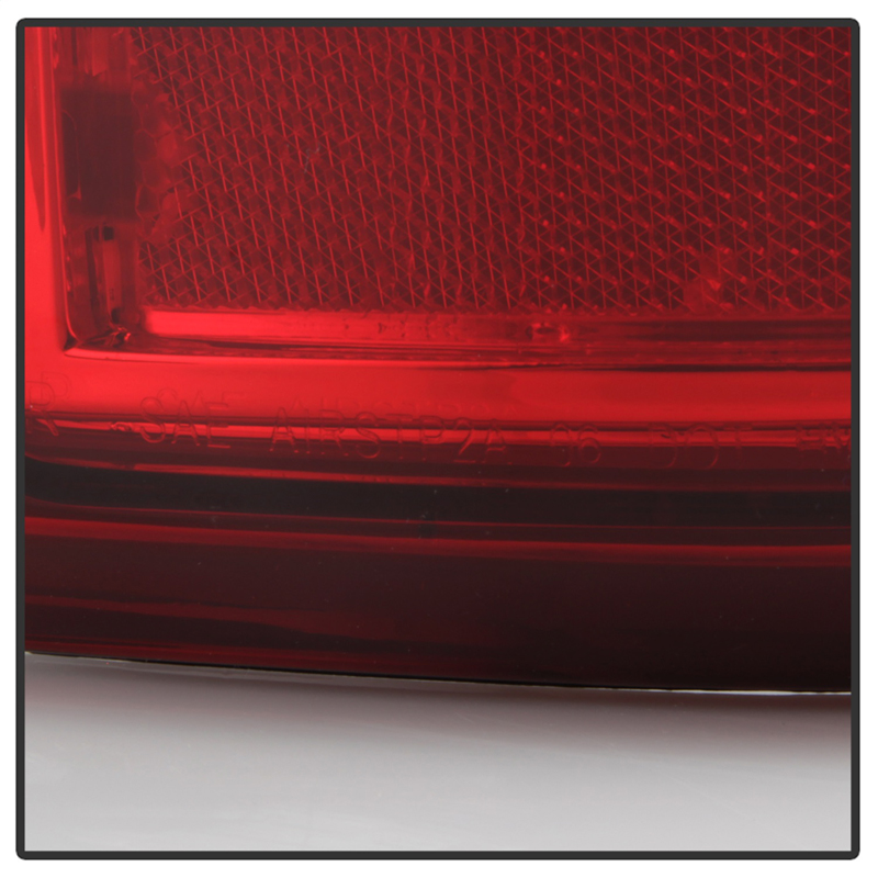 xtune | LED Tail Lights - Silverado 1500 / Sierra 1500 / Sierra 1500 Classic / Sierra 2500 HD Classic 1999-2007