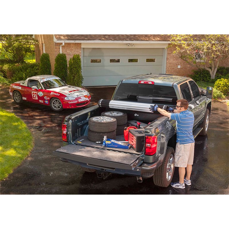 Bak Industries | Revolver X2 Tonneau Cover - Silverado / Sierra 2500 HD / 3500 HD 6.6L 2020-2024 BAK Industries Tonneau Covers