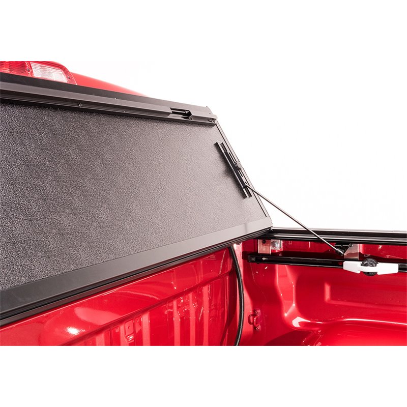 Bak Industries | BAKFlip G2 Tonneau Cover - Tundra 3.4L / 4.0L / 4.7L 2000-2006 BAK Industries Tonneau Covers