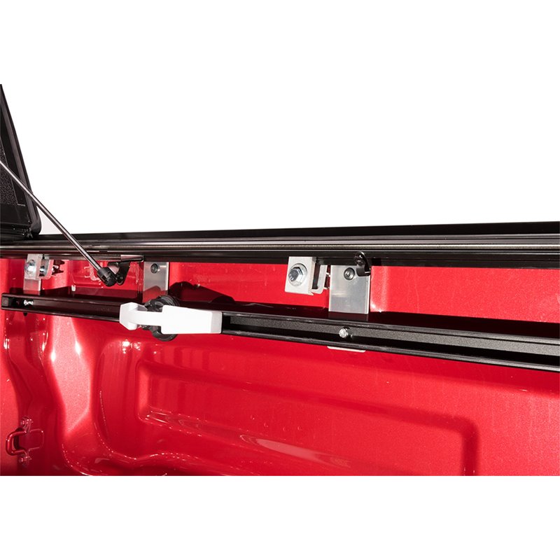 Bak Industries | BAKFlip G2 Tonneau Cover - Tundra 3.4L / 4.0L / 4.7L 2000-2006 BAK Industries Tonneau Covers