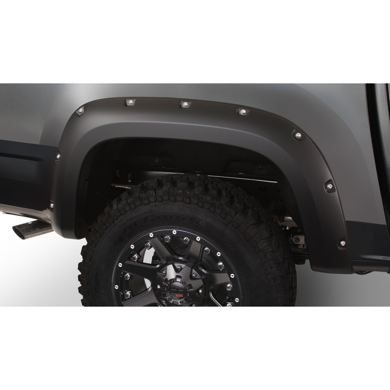 Bushwacker | Fender Flare - Colorado 2.5L / 2.8L / 3.6L 2017-2020 Bushwacker Fender Flares & Trim