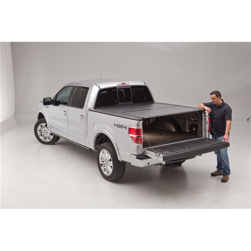 Enthuze | Bi Fold Tonneau Cover - Silverado / Sierra 1500 5.8' Bed 2014-2019 Enthuze Tonneau Covers