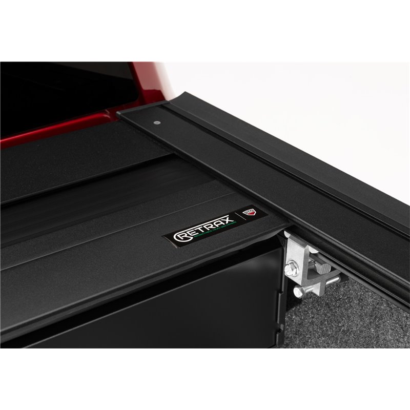 Retrax | RetraxONE XR Tonneau Cover - Frontier S / SV 3.8L 2022