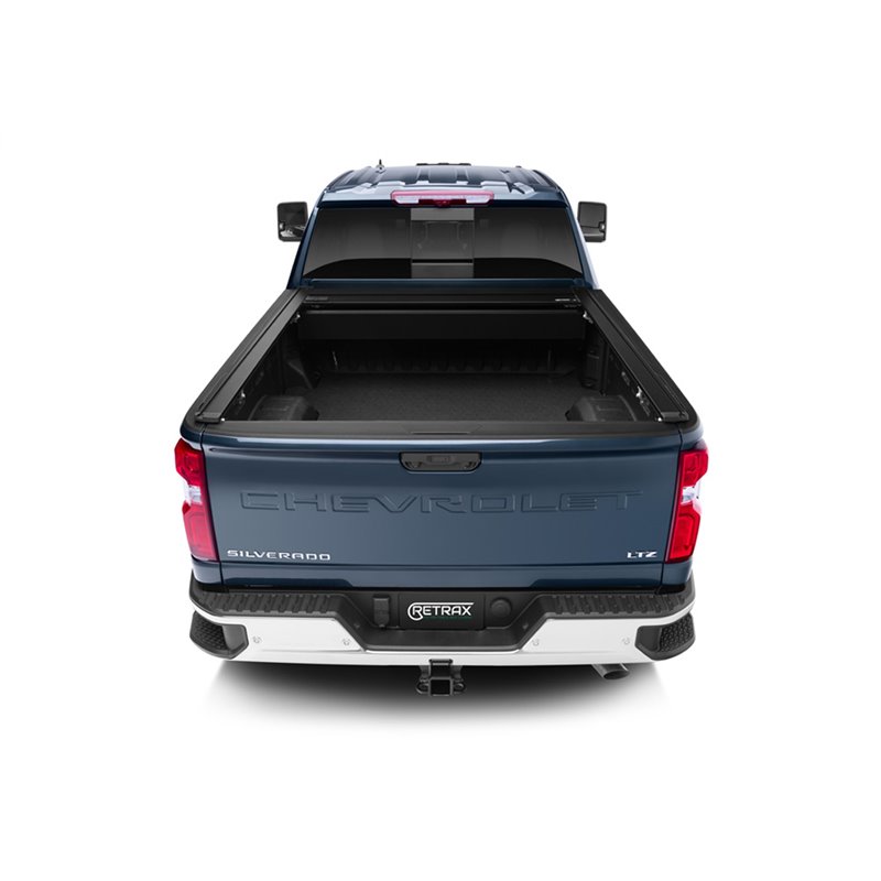 Retrax | RetraxPRO XR Tonneau Cover - Silverado 2500 HD / Silverado 3500 HD / Sierra 2500 HD / Sierra 3500 HD 6.6L 2020-2022