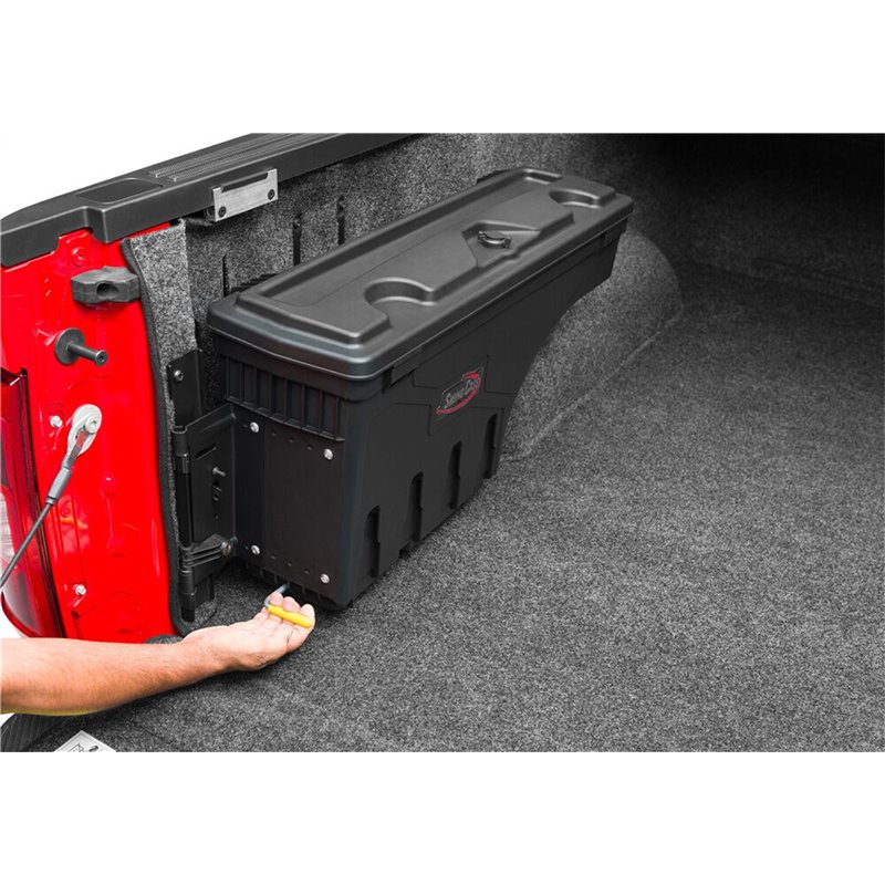 Undercover | Swing Case Bed Storage Box - F-150 / Lightning 2015-2022 UnderCover Tool Boxes