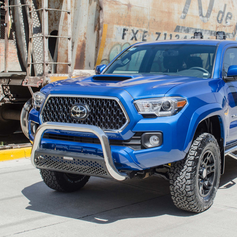 Go Rhino | RC2 Bull Bar w/ Mounting Brackets Kit - Tacoma 2.7L / 3.5L 2016-2023
