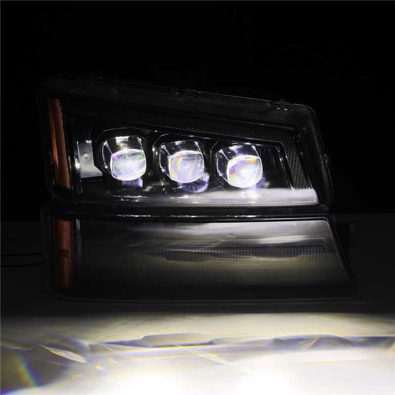 AlphaRex | Projector Headlights Alpha-Black - Silverado 1500 / 2500 HD 2003-2006